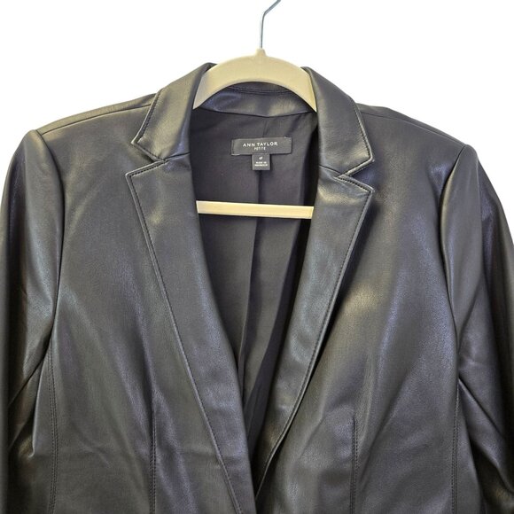 Ann Taylor Vegan Leather One Button Blazer Jacket Size 6 Petite - Picture 4 of 7
